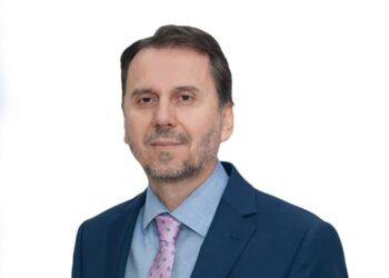 Αριστερά ή δεξιά;