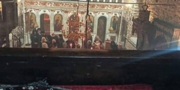 Οι Αιτωλικιώτες γύρισαν την πλάτη στην έκθεση όπλων που γίνεται μέσα στον ιστορικό ναό του Αγίου Δημητρίου