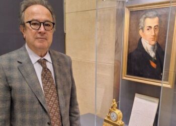 Γεώργιος Αποστολάκης: Οι νεότερες εξελίξεις για τον Προσωπικό Αριθμό, τα διαβατήρια και τις σχολικές εξετάσεις