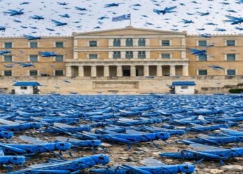 Κίνημα 21: Οι γαλάζιες ακρίδες του μορφώματος της νέας δημοκρατίας…