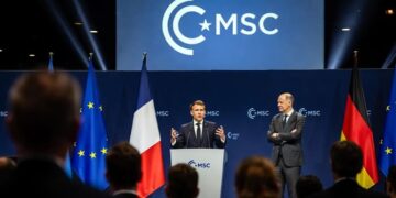 Macron: «Αν δεν δράσουμε, η Ευρώπη θα σαρωθεί σε 5 χρόνια» – Βαθύ ρήγμα Macron-Mertz στο Μόναχο φουντώνει φόβους για διάσπαση ΕΕ