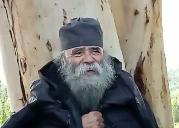 Ο Θεός έστειλε 3 φορές τη θεραπεία για τον καρκίνο… Γέροντας Δοσίθεος