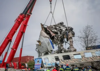 Τέμπη: Η Ώρα της Επιστήμης απέναντι στο “Μπάζωμα” της Αλήθειας