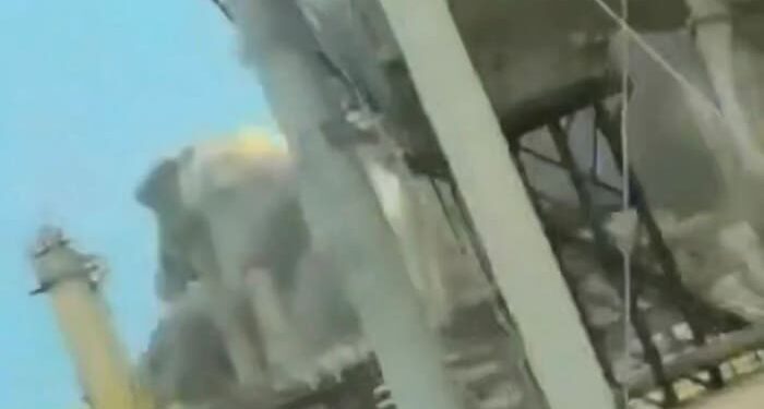 Το Ιράν χτύπησε πετρελαϊκές εγκαταστάσεις στη Σαουδική Αραβία – Drone Shahed-136 έπληξε το διυλιστήριο Ras Tanura της Aramco