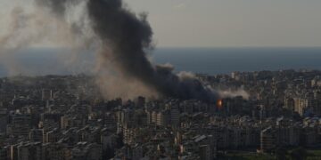 ΙΡΑΝ “θα ανεβάσουμε το πετρέλαιο στα 200 δολάρια και τους Ουρανοξύστες που κάνατε χλιδάτες διακοπές θα ανάψουμε σαν κεριά”