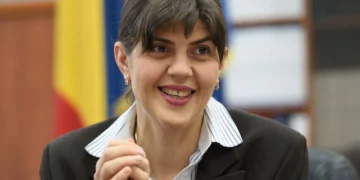 «ΜΑΣ ΜΠΛΟΚΑΡΟΥΝ ΑΠΟ ΤΗΝ ΑΛΗΘΕΙΑ»: Η Κοβέσι Καταγγέλλει την Ελλάδα για Συγκάλυψη στα Τέμπη