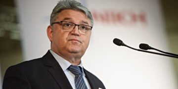 Η ΝΙΚΗ αποσύρθηκε τελικά από το Athens Alitheia Forum