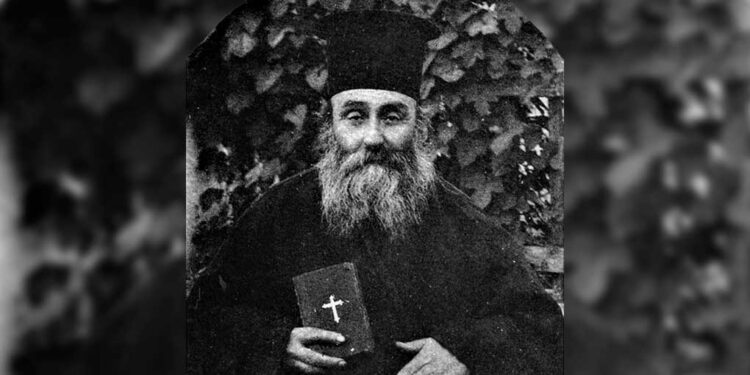 ΑΓΙΟΣ ΝΙΚΟΛΑΟΣ ΠΛΑΝΑΣ: Ο ΕΥΛΟΓΗΜΕΝΟΣ ΚΛΗΡΙΚΟΣ