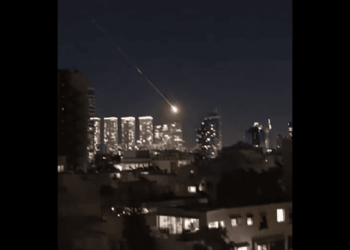 Ιρανικός Βαλλιστικός πύραυλος αποφεύγει την ισραηλινή αντιπυραυλική άμυνα και χτυπά το Τελ Αβίβ