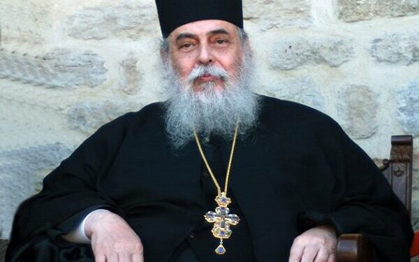 Ἄν δέν δεχθοῦν οἱ Ρωμαιοκαθολικοί ὅτι ἡ Χάρις τοῦ Θεοῦ εἶναι ἄκτιστος, δέν μποροῦμε νά ἑνωθοῦμε μαζί τους, ἔστω κι ἀν δεχθοῦν ὅλα τά ἄλλα. π. Γεώργιος Καψάνης