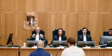 ΖΩΝΤΑΝΑ Η δίκη για Μπιλ Γκέιτς, Μπουρλά κλπ. στην Ολλανδία. Ο σύνδεσμος για παρακολούθηση.