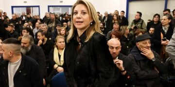 Καρυστιανού… Μια χώρα που δίδαξε τη δημοκρατία ζει την κατάντια να έχει Υπουργό Δικαιοσύνης τον Γιώργο Φλωρίδη….