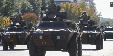 25η Μαρτίου: Ζωντανά η στρατιωτική παρέλαση στην Αθήνα.