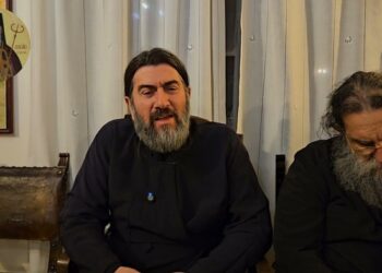 π.Ε Παπανικολάου: Αδελφοί παύσατε.. το ποσό συγκεντρώθηκε φτάνει..