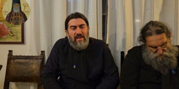 π.Ε Παπανικολάου: Αδελφοί παύσατε.. το ποσό συγκεντρώθηκε φτάνει..
