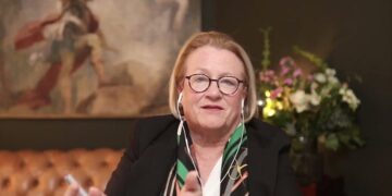 Αμερικάνα Υφυπουργός Κάθριν Φιτς: “Ο Στόχος τους είναι η Ερημοποίηση & ο Ψηφιακός  Έλεγχος των Επιζώντων”