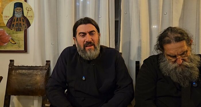 π.Ε Παπανικολάου: Αδελφοί παύσατε.. το ποσό συγκεντρώθηκε φτάνει..