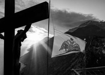 ΣΥΓΚΛΟΝΙΣΤΙΚΟ! Γνώριζε ο Καλόγερος από το βράδυ για τον σκοτωμό στο σχολείο του Ιράν! «ΚΥΡΙΕ ΟΧΙ ΤΑ ΠΑΙΔΑΚΙΑ» π.Διονύσιος Ταμπάκης
