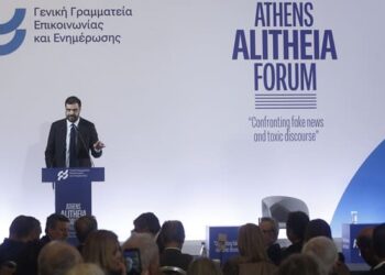 Κίνημα 21: «Πόλεμος κατά των Fake News» ή Πόλεμος κατά της Αλήθειας; — Η Κυβέρνηση που Ξοδεύει Εκατομμύρια για να Σιτίζει Τρολ και ΜΜΕ, Τώρα Θέλει να Φιμώσει Όποιον Αντιστέκεται!