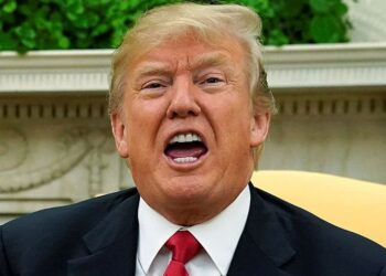 «Τραμπ: “Αν το Ιράν Μπλοκάρει το πετρέλαιο στα Στενά του Ορμούζ θα το Χτυπήσουμε 20 Φορές Σκληρότερα” — Η Απειλή που Μπορεί να Βυθίσει τον Πλανήτη σε Ενεργειακή Αποκάλυψη»