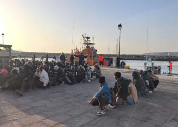 Πνίγεται η Κρήτη από λαθρομετανάστες! Σοκ σε λιμενικό και στις δομές φιλοξενίας