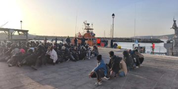 Πνίγεται η Κρήτη από λαθρομετανάστες! Σοκ σε λιμενικό και στις δομές φιλοξενίας