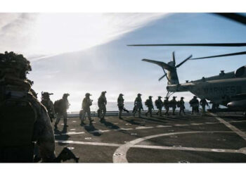 Πριν γίνει η απόβαση των πεζοναυτών θα ισιώσουν την περιοχή του Ορμούζ (Ιρανική επικράτεια) με μικρά πυρηνικά