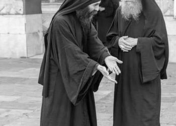 Πέθαναν κάποτε… κι ό ένας βρέθηκε στην Κόλαση, κ ό άλλος στον Παράδεισο.