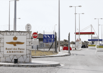 ΑΡΘΡΟ ΦΑΝΟΥΛΑΣ ΑΡΓΥΡΟΥ: Η «καλή θέληση των Κυπρίων» είναι που διατηρεί την ανύπαρκτη «κυριαρχία» των βρετανικών στρατιωτικών Bάσεων!