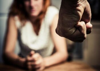 Άρης Τάτσης δικηγόρος – “Ενδοοικογενειακή βία”: μουλωχτή γενοκτονία