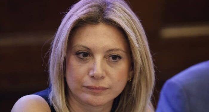 Η Μαρία Καρυστιανού ανακοίνωσε και επίσημα το κόμμα της