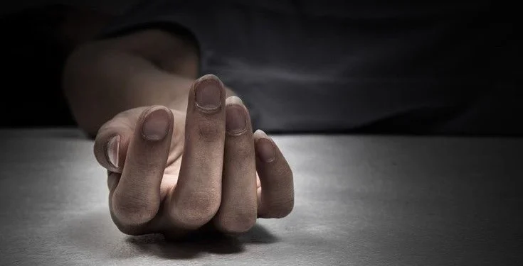 19χρονη νεκρή σε πλατεία….