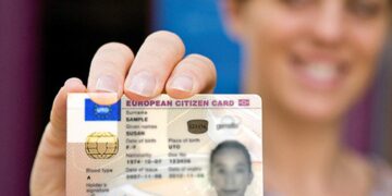 Πώς είπατε; Η Ε.Ε. δεν έχει δικαίωμα να επιβάλει στα κράτη την ψηφιακή ταυτότητα;;