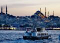 Δρ. Κ. Βαρδάκας: Ο ΚΥΡΙΟΣ φαίνεται ότι αργεί αλλά όταν πληρώνει τοις μετρητοίς, δεν χρησιμοποιεί κάρτες αλλά ΡΟΜΦΑΙΕΣ.