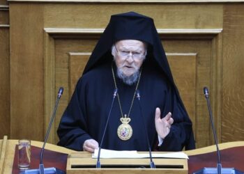 Ν.ΔΑΠΕΡΓΟΛΑΣ, “ΟΜΟΦΡΟΝΕΣ ΚΑΙ ΣΥΝΟΔΟΙΠΟΡΟΙ ΣΤΗΝ…ΣΩΣΤΗ ΠΛΕΥΡΑ ΤΗΣ ΙΣΤΟΡΙΑΣ”