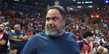 «Δεν θα κάνετε τη χώρα Κολομβία»: Η μήνυση Μαρινάκη και η αντεπίθεση Δημητριάδη για τους «μπράβους»