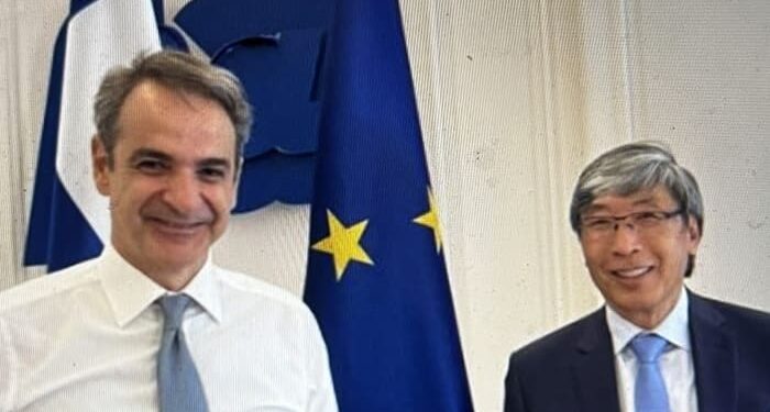 Dr. Patrick Soon-Shiong [Anktiva] Aξιοποιεί το ανοσοποιητικό σύστημα του σώματος για να καταστρέψει τους καρκινικούς όγκους. Ο ίδιος πιστεύει ότι τα εμβόλια COVID-19 εκτόξευσαν τους καρκίνους
