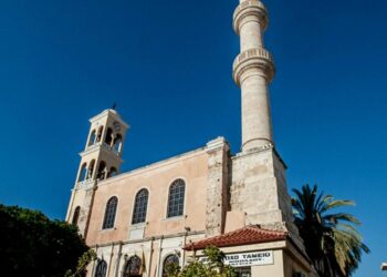 ΧΟΤΖΑΣ: Να πας σε Ορθόδοξο Ιερεα…. π.Διονύσιος Ταμπάκης