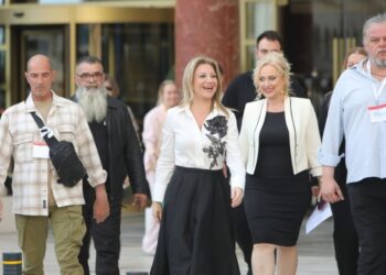 Βόμβα: «Ελπίδα για τη Δημοκρατία» το κόμμα της Καρυστιανού – Εδώ είναι ο παράδεισος κι η κόλαση για το Μαξίμου εδώ