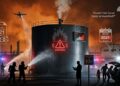 Τοξική βόμβα στην Καλιφόρνια – 50.000 κάτοικοι εκκενώνουν, η δεξαμενή με 7.000 γαλόνια χημικού καίγεται