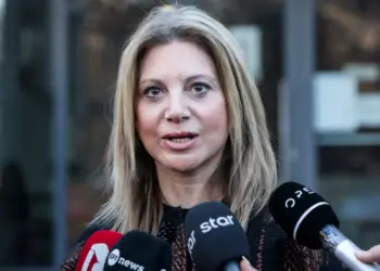 Καρυστιανού για τις μαθήτριες στην Ηλιούπολη: Το κράτος στερεί το οξυγόνο στα παιδιά μας
