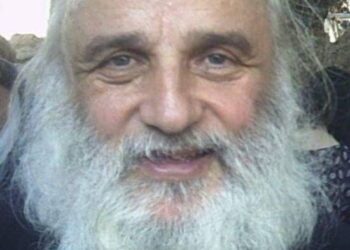 Γνώρισα πάτερ ἕνα ἀγόρι καὶ μοῦ λέει: ὅτι θέλει νὰ κάνουμε σέξ