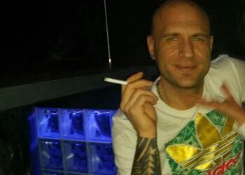 Πέθανε ξαφνικά ο επιχειρηματίας εστίασης Γιάννης Πολύζος, 45 ετών, ο δημοσιογράφος Θωμάς Μαρκόπουλος 34 ετών καθώς και 34χρονος εργαζόμενος ξενοδοχείου στον Καβρό Αποκορώνου