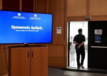 Άρης Τάτσης δικηγόρος: Προσωπικός αριθμός: η διεθνής εμπειρία ΔΕΙΤΕ ΤΟ!