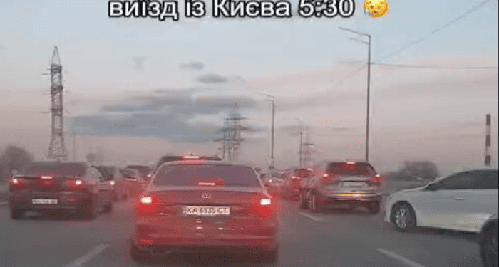 Φεύγουν όπως όπως οι Ουκρανοί από το Κίεβο… Δείτε γιατί.