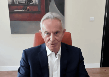 Blair VS Deep State; Aπίστευτες κωλοτούμπες από τον Tony Blair για το Κλίμα, τoν Putin και τις ΗΠΑ!