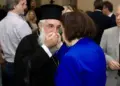 Ξεκάθαρα με τις δυνάμεις του κακού.