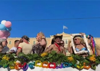 Για δέκα χρόνια ήμουν τραβεστί. Με έσωσε ο…