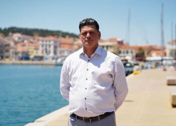 Ευριβιάδης Μπαϊραμίδης: «Οποιος άλλος έχει ανάγκη, πείτε του εδώ είμαι». Ο «γιατρός των φτωχών» στο Βοστάνειο Γενικό Νοσοκομείο Μυτιλήνης και….