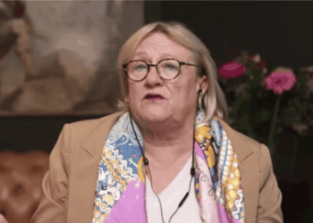 Κάθριν Όστιν Φιτς: «Η Μάχη στην Ουάσινγκτον Γίνεται για το ποιος θα Διοικεί αυτό το (Θηριώδες) Ψηφιακό Σύστημα & το ποιος θα Επωφελεί από Αυτό»